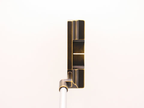 Crisp putter at address by Deschamps Designs Golf