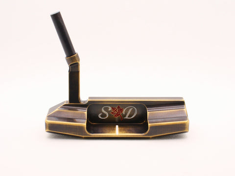 Crisp model putter