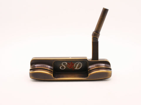 Putter with rounded bumpers