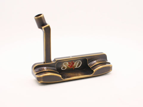 Slick putter with plumber neck by Deschamps Designs Golf